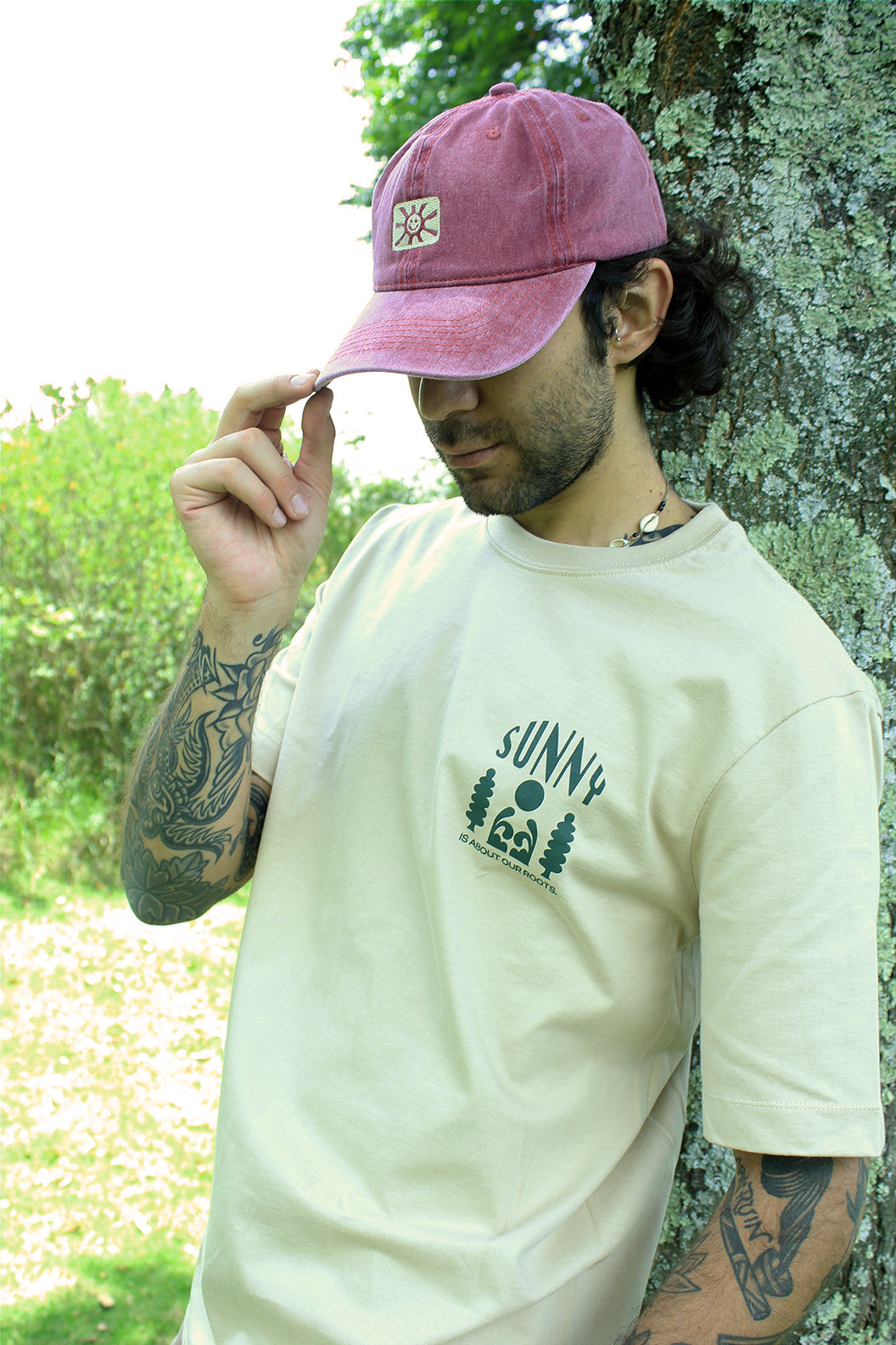 Camiseta nude Roots