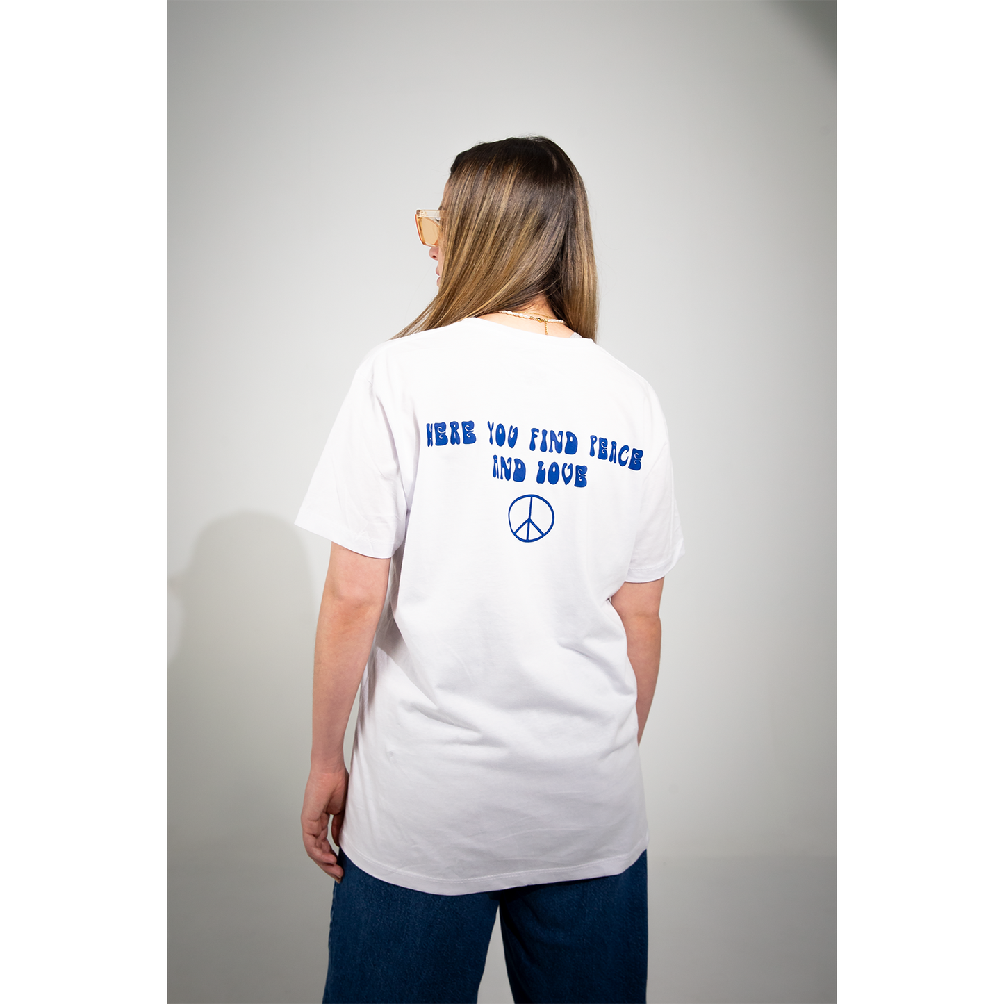 Camiseta blanca Hippie love glasses