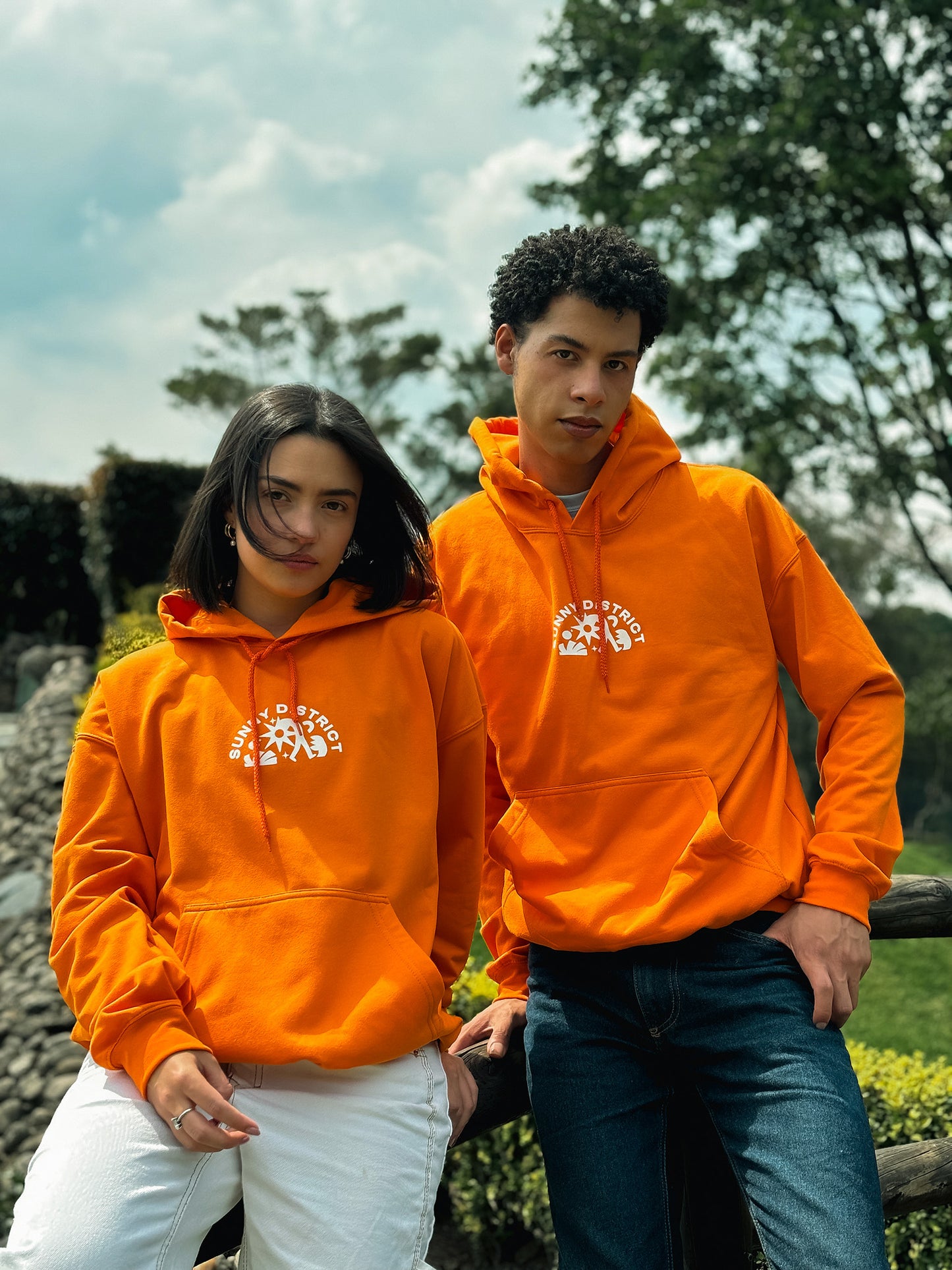 Hoodie Naranja Hometown